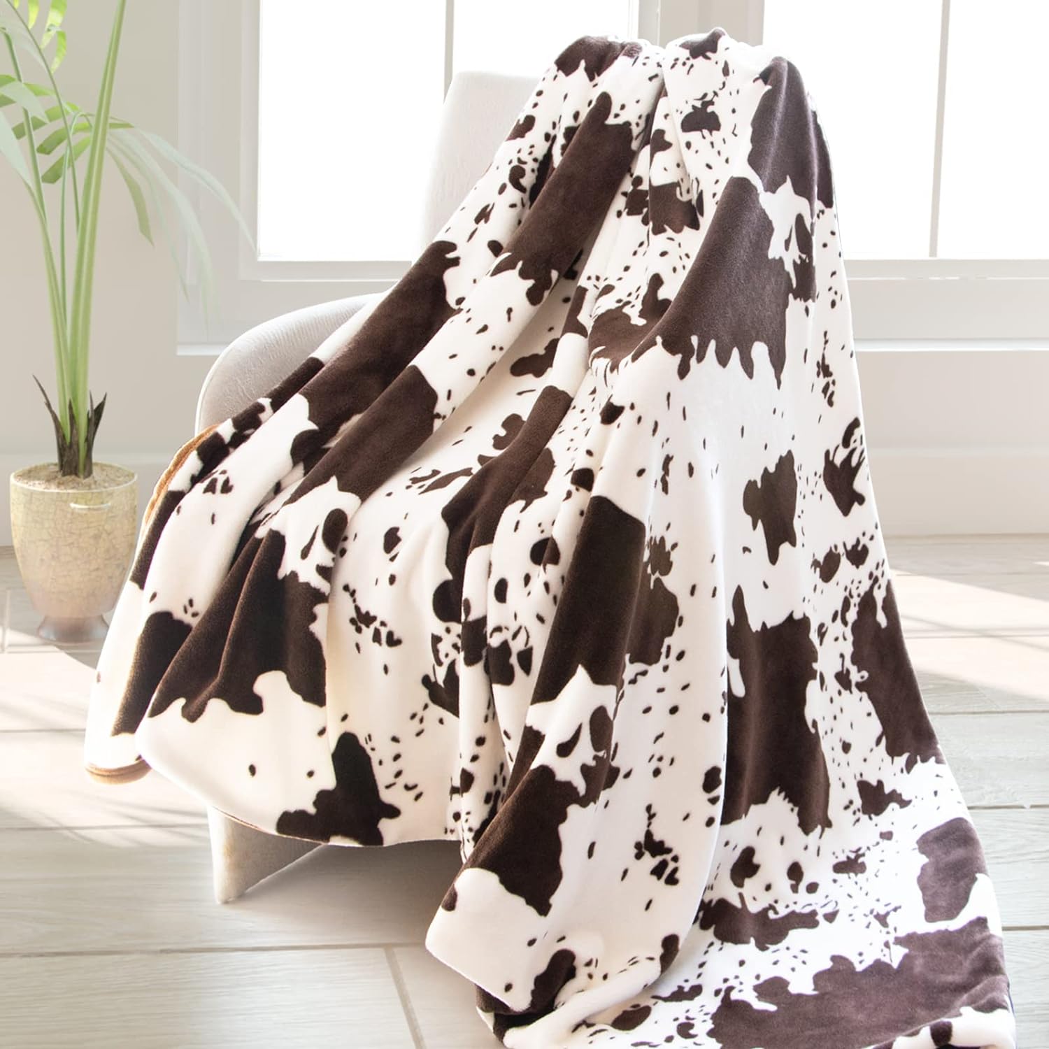 Cow Print Blanket Soft Fleece Flannel Cozy Cute Blankets Warm Plush Lightweight Throw All-Season, White Cow Throw