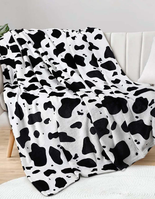 Load image into Gallery viewer, Cow Throw Blanket Fleece Flannel Cow Print Blanket for Adults Kids Soft Cozy Plush, 60 * 70 inch
