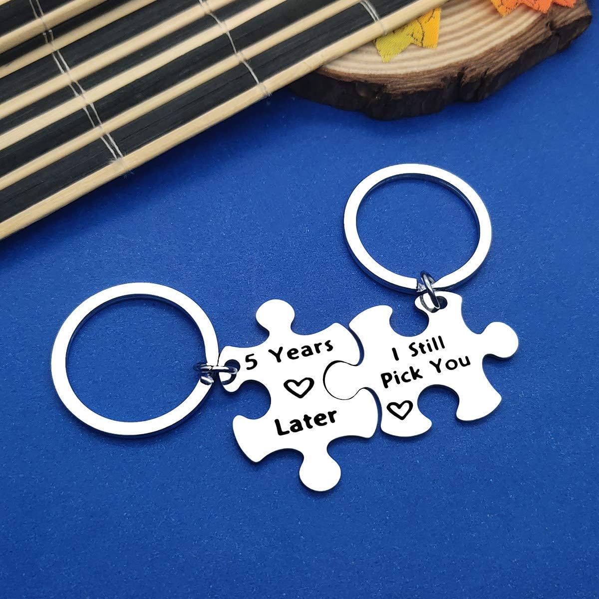 Cute Heart Shaped Keychains As Gift for Couple, Fashion Trendy Keychains for Car Key Decor, Trendy All-match Kawaii Accessories As B