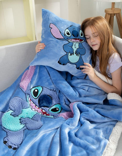 Load image into Gallery viewer, Kids Throw Blanket, 3D Cartoon Embroidery Sherpa Blanket Boys Girls Gifts, Blue
