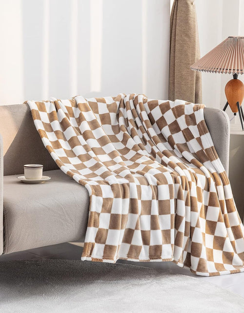 Load image into Gallery viewer, Throw Blankets Flannel Blanket with Checkerboard Grid Pattern Soft Warm and Cozy for All Seasons (Khaki, 40&quot;x50&quot;)
