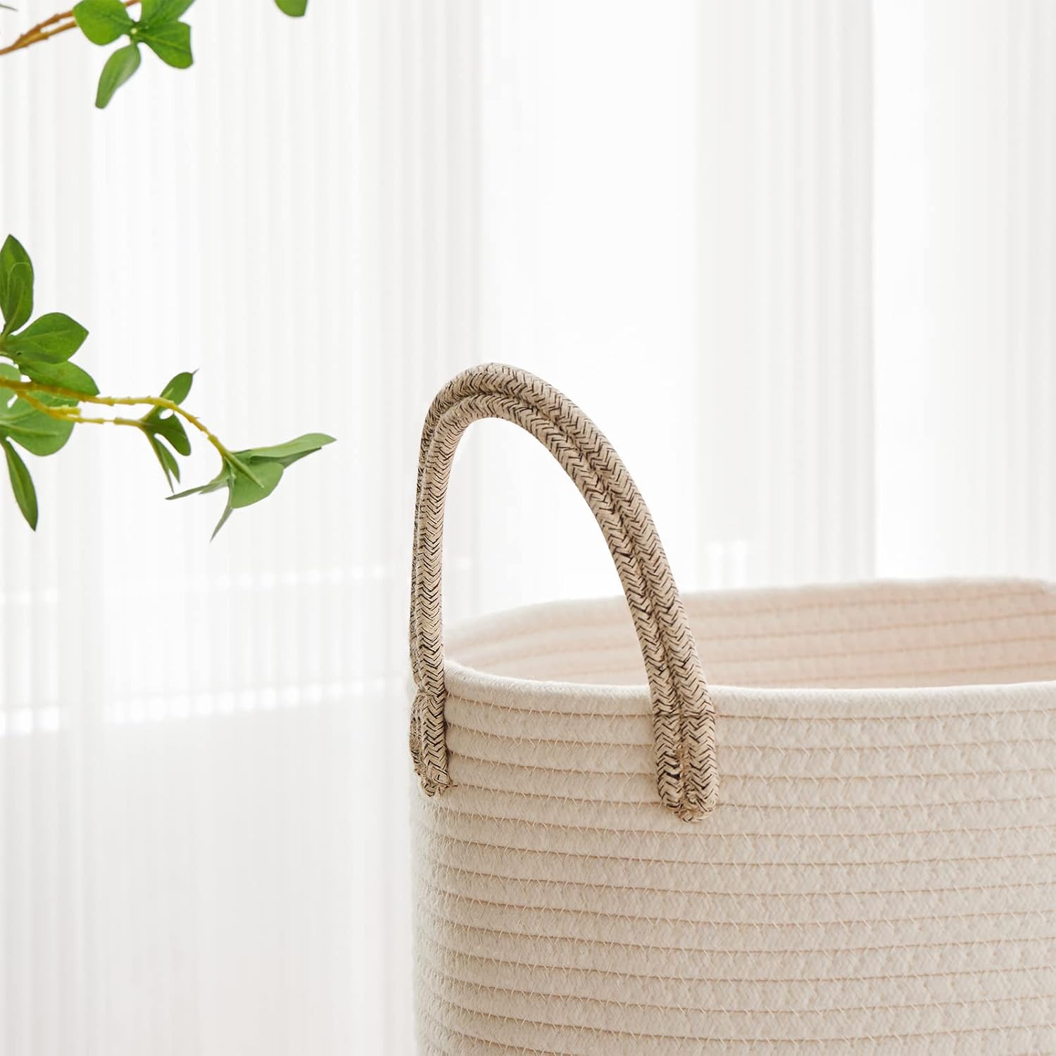 Large Laundry Hamper, Tall Woven Rope Storage Basket for Blanket, 58L White & Brown