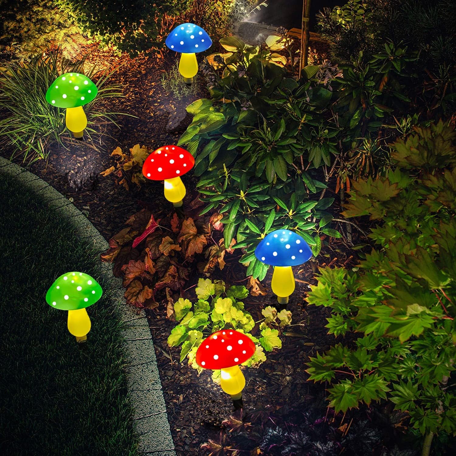 Outdoor Solar Mushroom Lights LED Solar Garden Decor Stake Lights, 8 Lighting Modes Solar Yard Ornament Lights (1 Pack 6 Mushrooms)