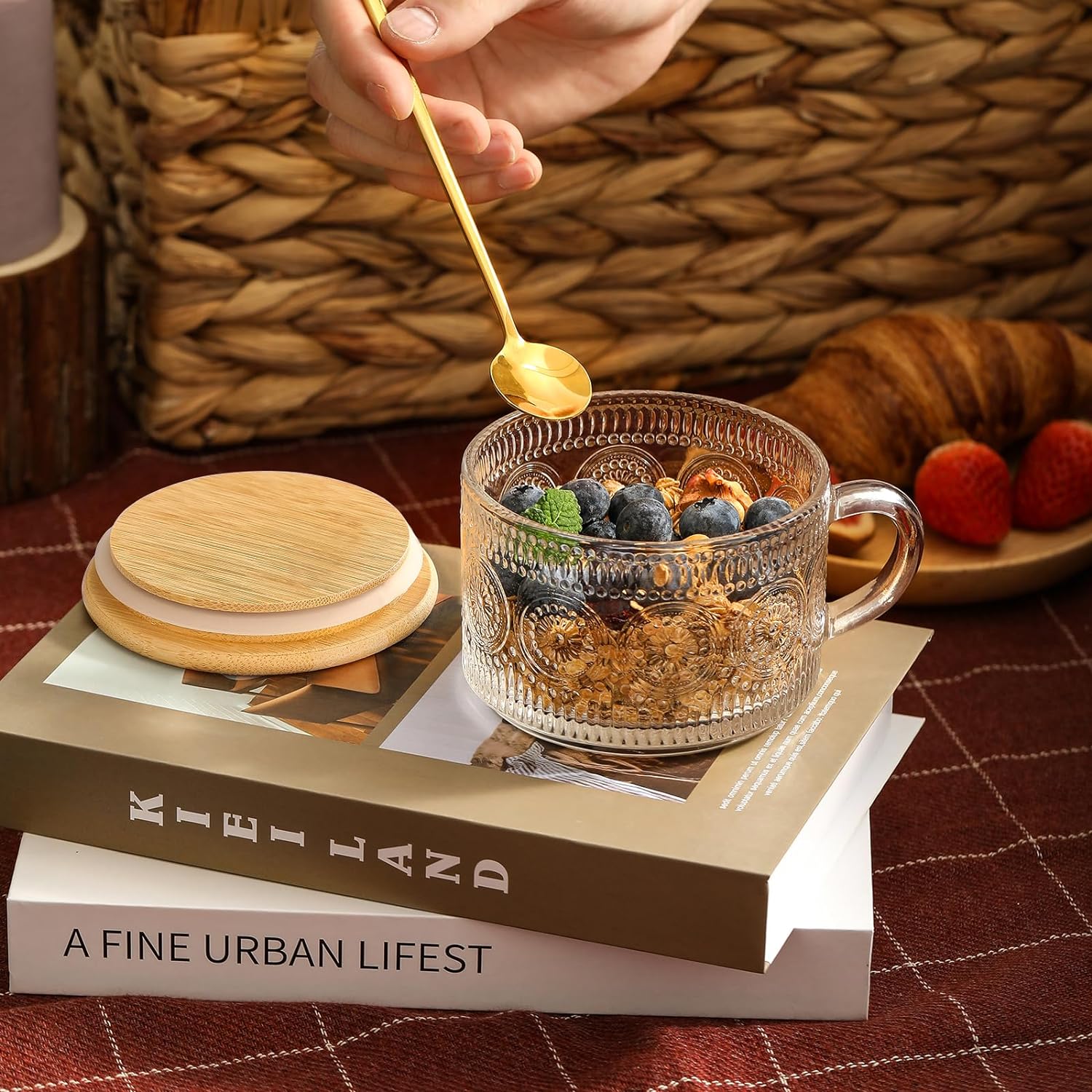 4pcs Set Vintage Coffee Mugs gifts for women, Overnight Oats Containers with Bamboo Lids and Spoons - 14oz Clear
