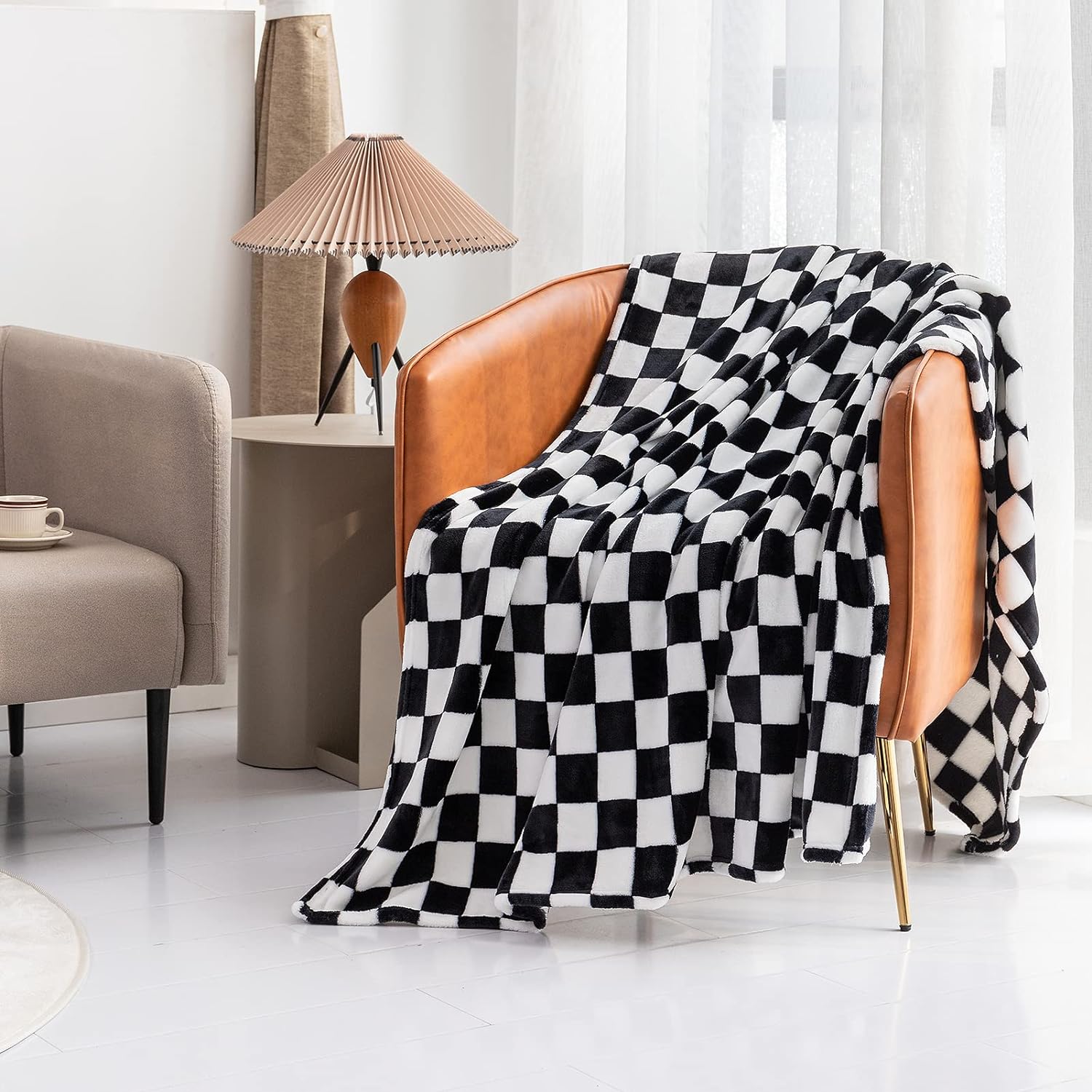 Flannel Blanket with Checkerboard Grid Pattern Soft Throw Blanket for Couch (Black, 50"x60")