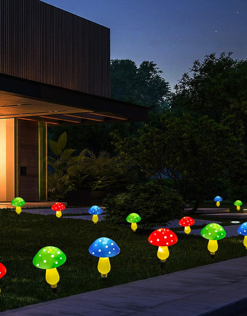 Load image into Gallery viewer, Outdoor Solar Mushroom Lights LED Solar Garden Decor Stake Lights, 8 Lighting Modes Solar Yard Ornament Lights (1 Pack 6 Mushrooms)
