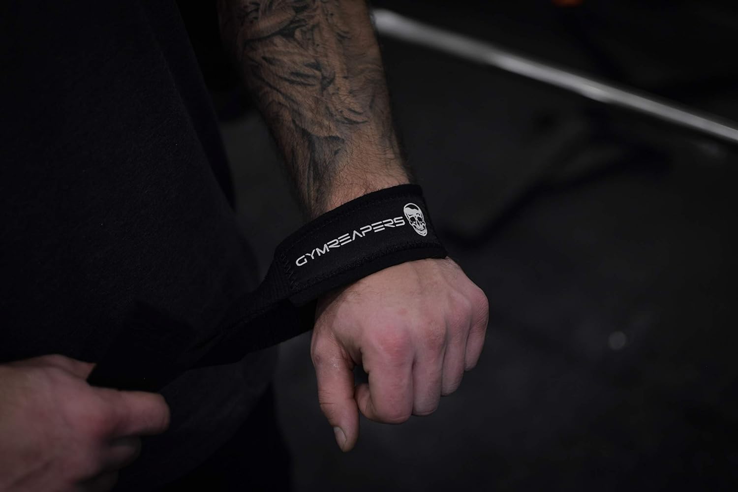 Lifting Wrist Straps for Weightlifting, Bodybuilding, Padded Neoprene with 18 inch Cotton, Black
