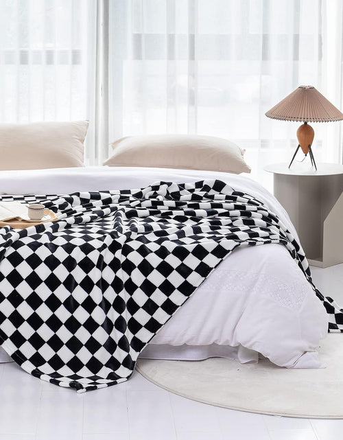 Load image into Gallery viewer, Flannel Blanket with Checkerboard Grid Pattern Soft Throw Blanket for Couch (Black, 50&quot;x60&quot;)
