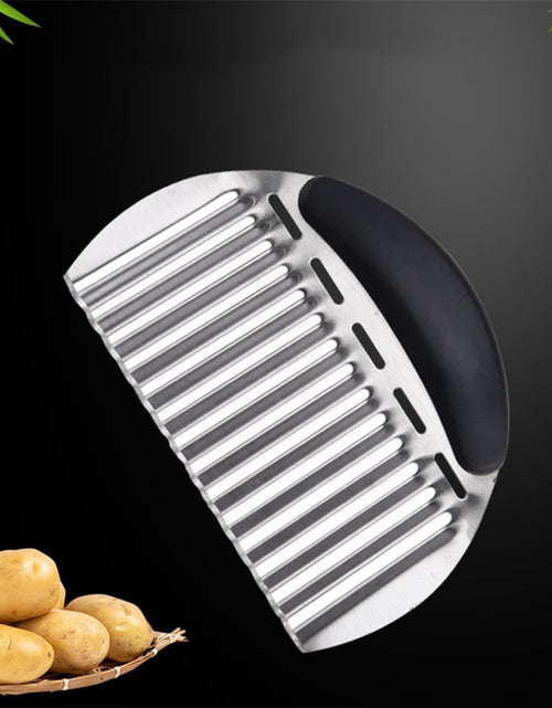 Load image into Gallery viewer, Crinkle Cutter for Veggies Potatoes, Stainless Steel Wave Knife, Kitchen Crinkle Cutter
