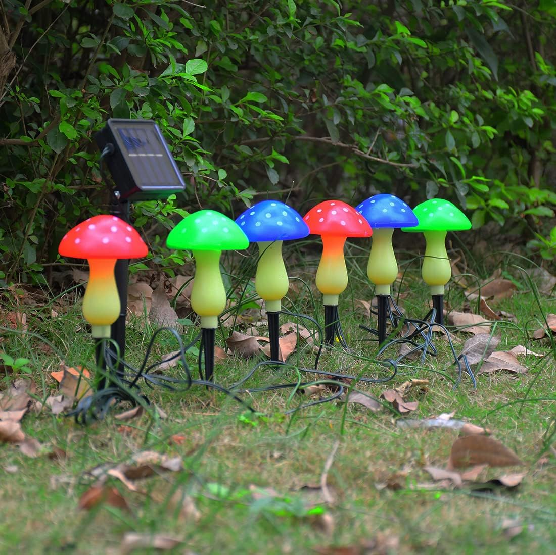 Outdoor Solar Mushroom Lights LED Solar Garden Decor Stake Lights, 8 Lighting Modes Solar Yard Ornament Lights (1 Pack 6 Mushrooms)