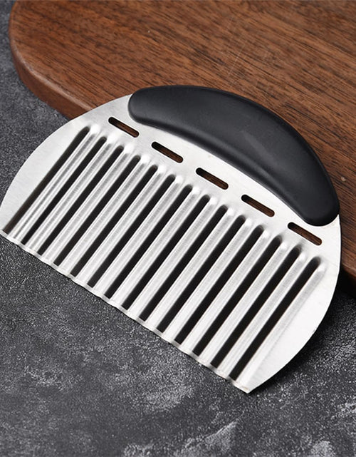 Load image into Gallery viewer, Crinkle Cutter for Veggies Potatoes, Stainless Steel Wave Knife, Kitchen Crinkle Cutter
