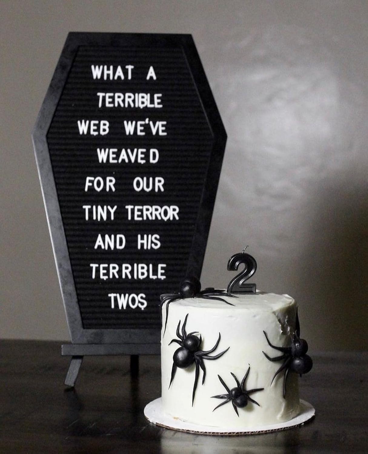 Coffin Letter Board Black +3D Bat Stickers +650 Characters, Spooky & Seasonal Emojis, Wooden Stand - 17x10.5 Inches