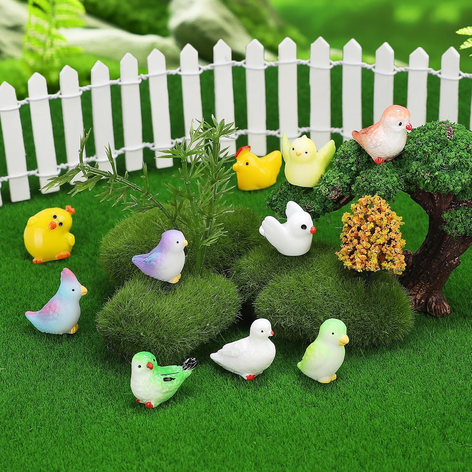 100 Pcs Mini Resin Animals to Hide Tiny Resin Animals  Landscape Aquarium