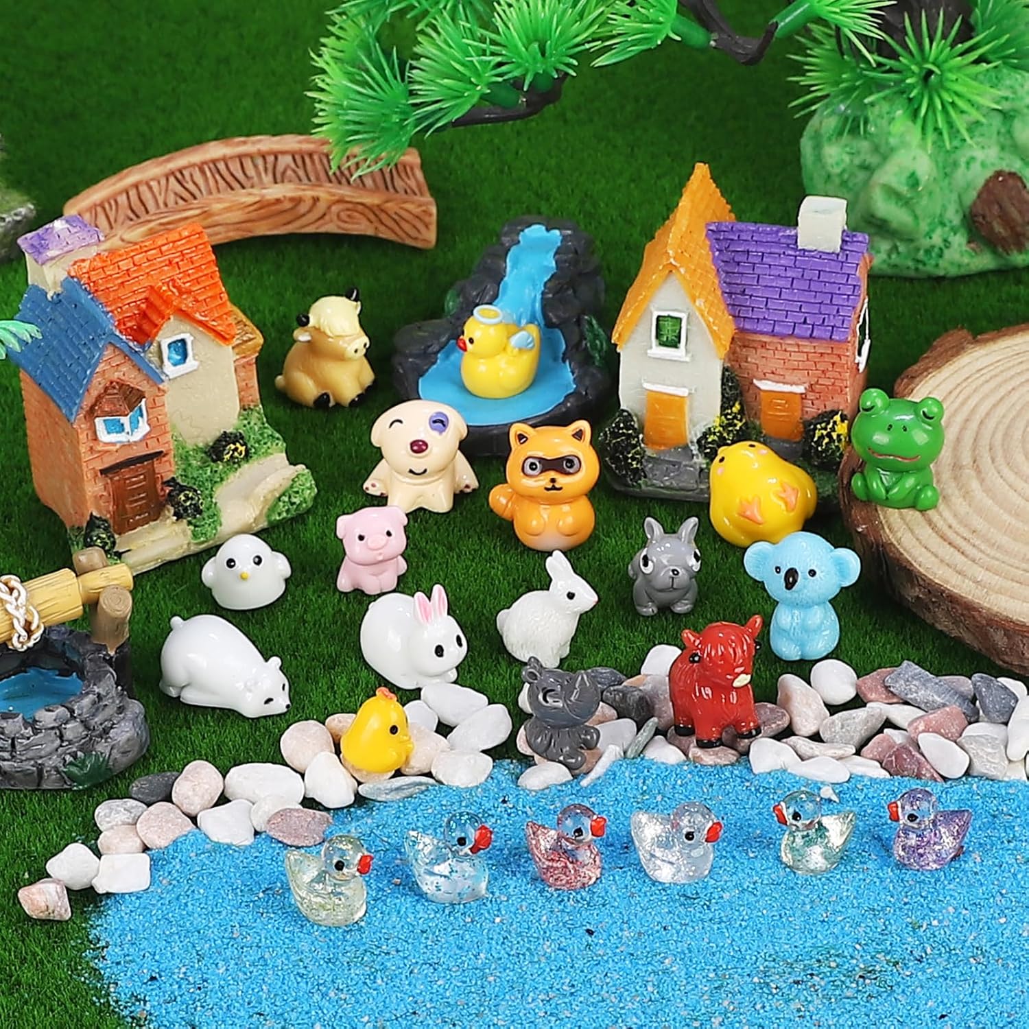 100 Pcs Mini Resin Animals to Hide Tiny Resin Animals  Landscape Aquarium