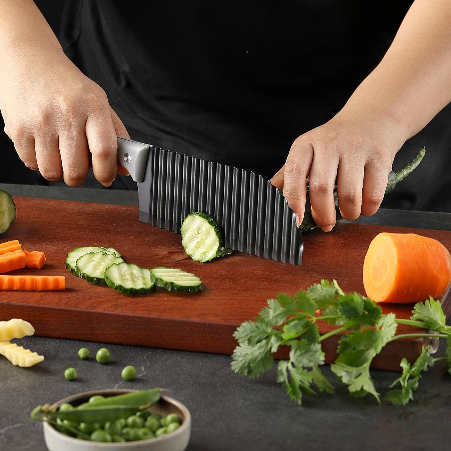 Crinkle Cutter for Veggies, French Fry, Potato, Cucumber, Carrot and Fruit ( Dishwasher Safe)