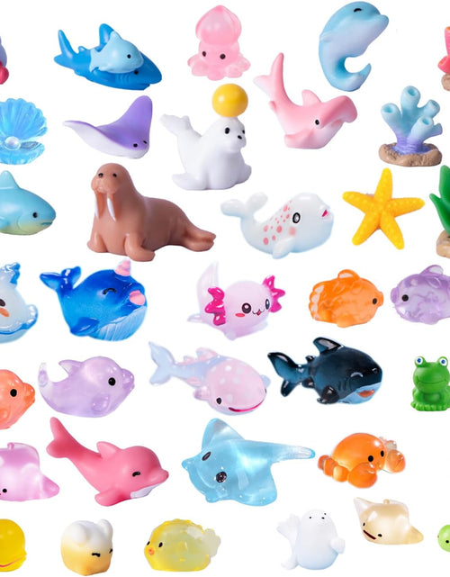 Load image into Gallery viewer, 45 Pcs Mini Ocean Resin Animals Marine Miniature Animals Figurines
