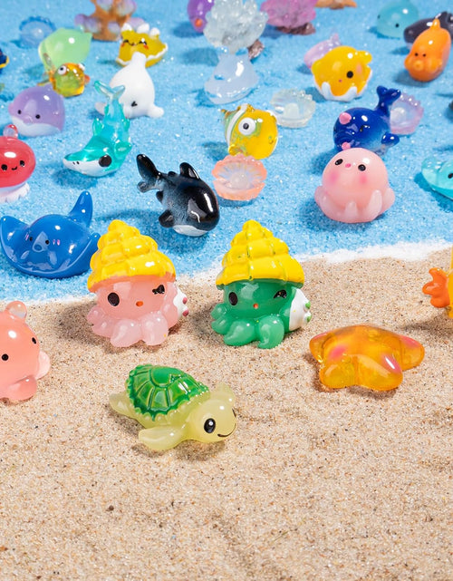 Load image into Gallery viewer, 50pcs Mini Ocean Resin Animals Tiny Sea Animals Figurines Marine Miniature
