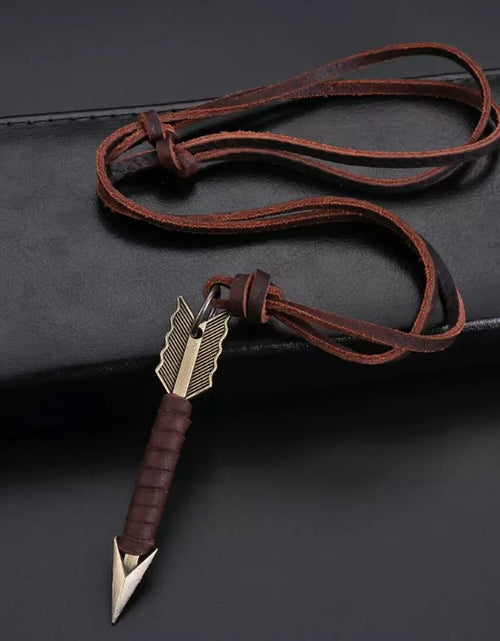 Load image into Gallery viewer, Men&#39;s Fashion Jewelry Vintage Brown Leather Arrow Pendant Necklace
