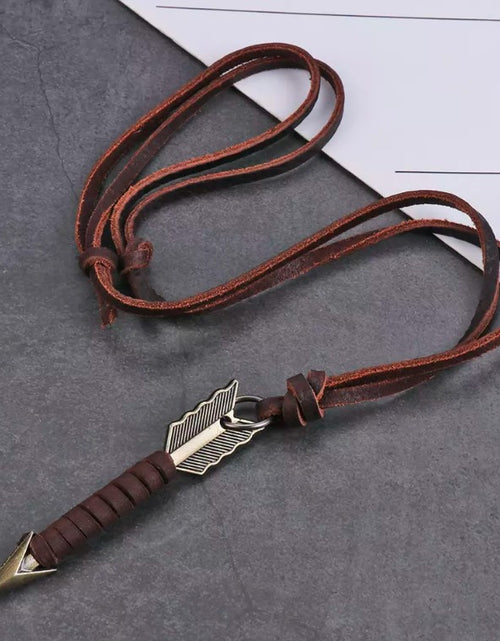 Load image into Gallery viewer, Men&#39;s Fashion Jewelry Vintage Brown Leather Arrow Pendant Necklace
