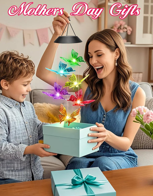 Load image into Gallery viewer, Mother’s Day Gift Basket for Women – 6 pieces Spa Set ( FREE Garden Wind Chime )

